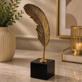 Timeless Leaf Decor